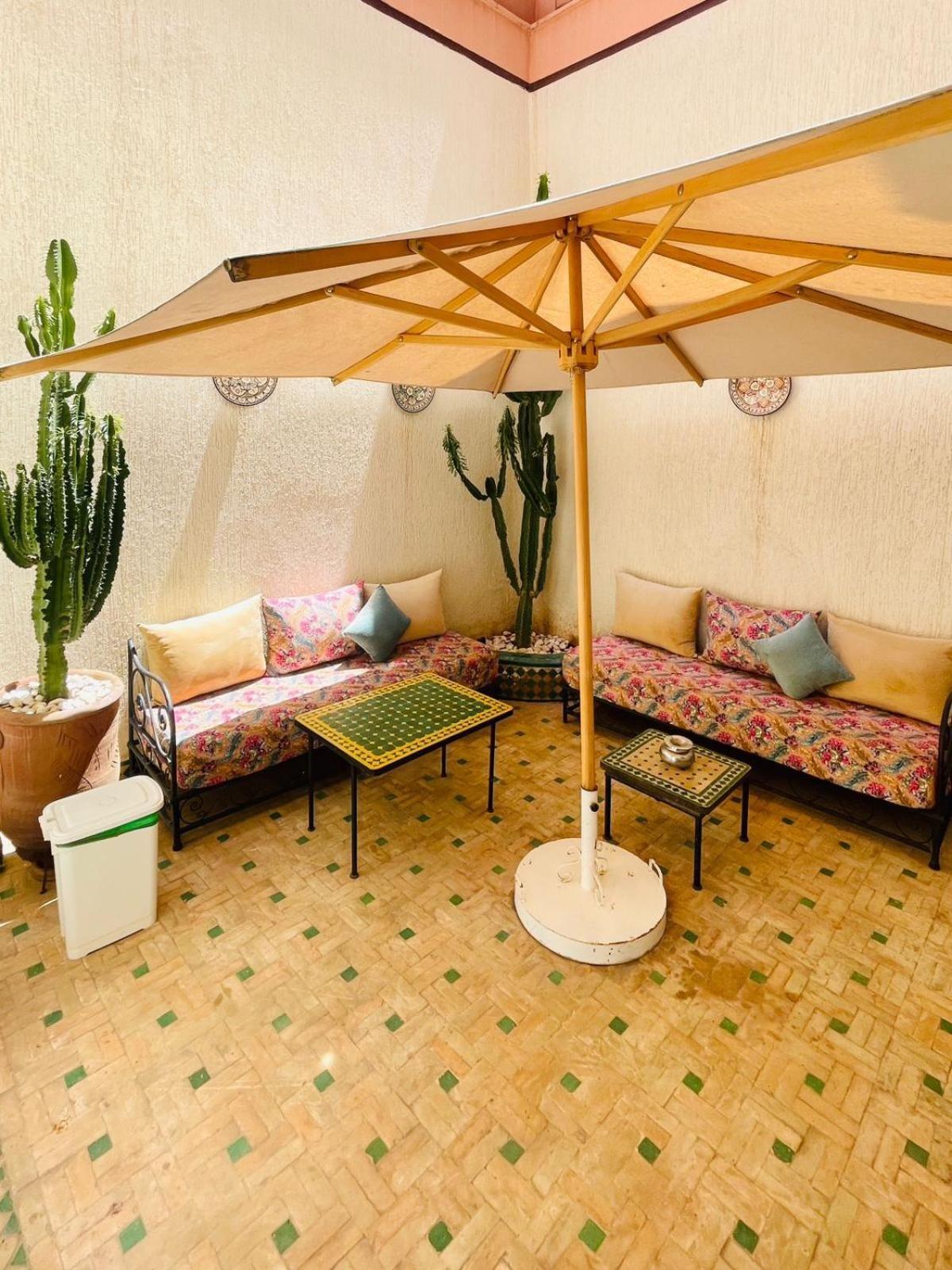 Riad Douirtna Marrakesh Buitenkant foto